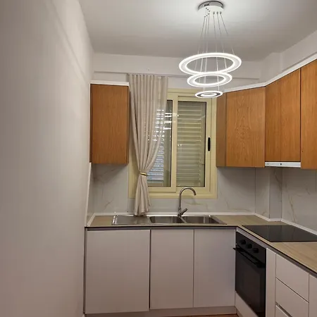 Feriehus Blendi Golem (Tirana)